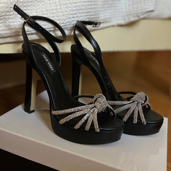 NINE WEST Platform Black & Silver Heels - Picture 4 of 5